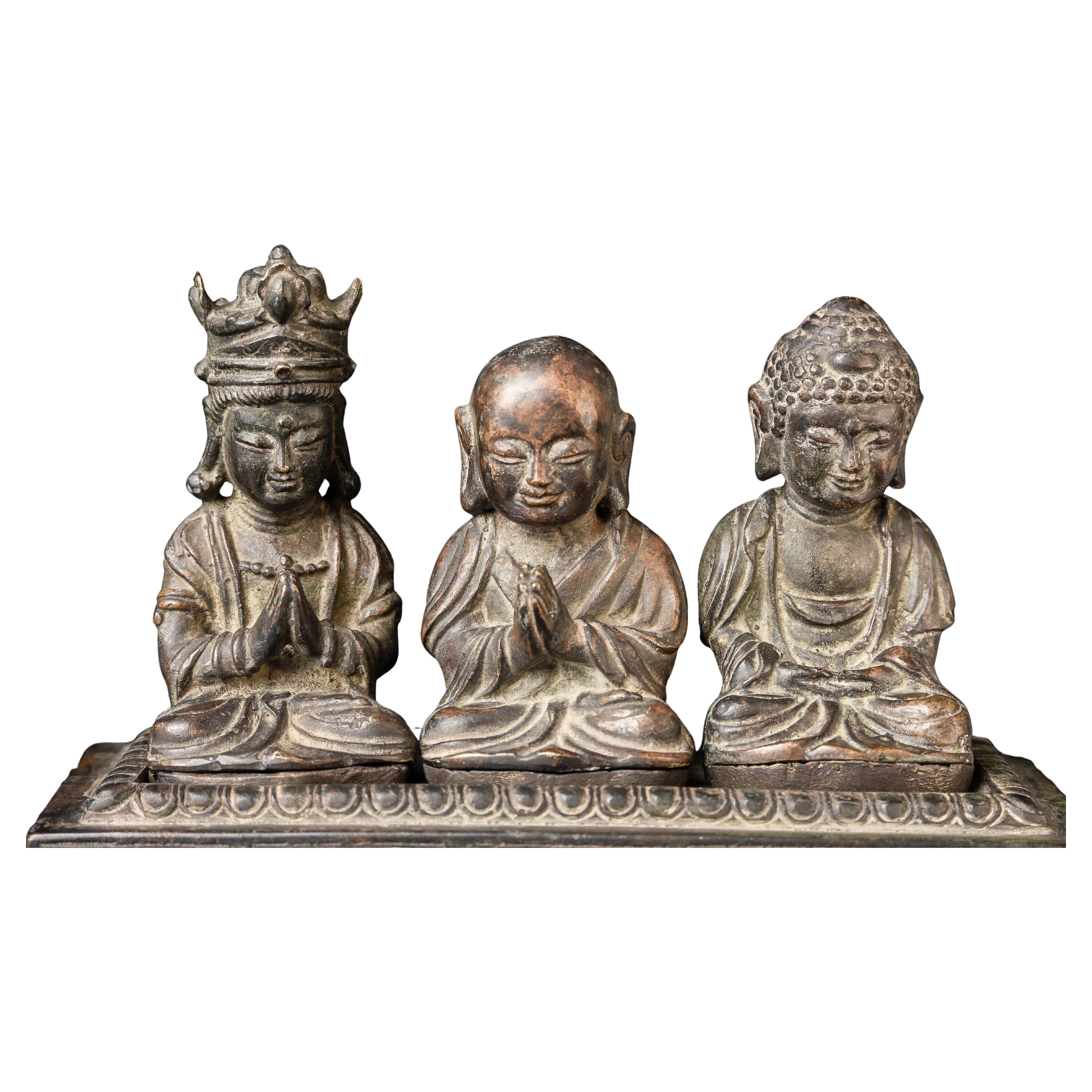 Trilogía de Buda/Monje/+ en base de bronce original de Corea del S. XVIII-RARO, 10288 en venta
