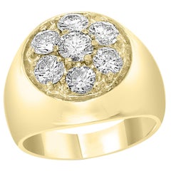 Used 1.7 Carat, 7 Diamonds Traditional Men's Ring 14 Karat Yellow Gold Ring Estate