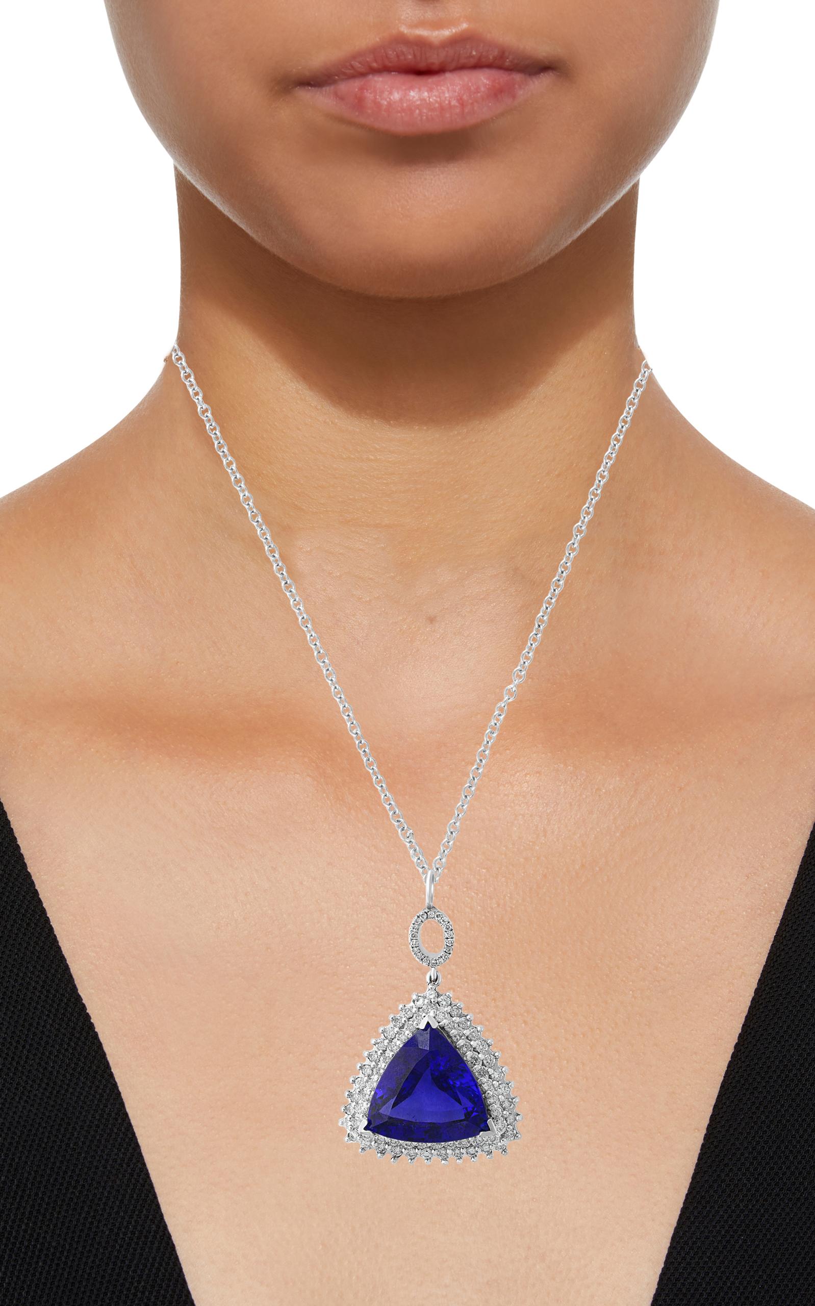 Trillion Cut 17 Carat AAA Tanzanite and Diamond Pendant or Necklace 18 Karat White Gold For Sale