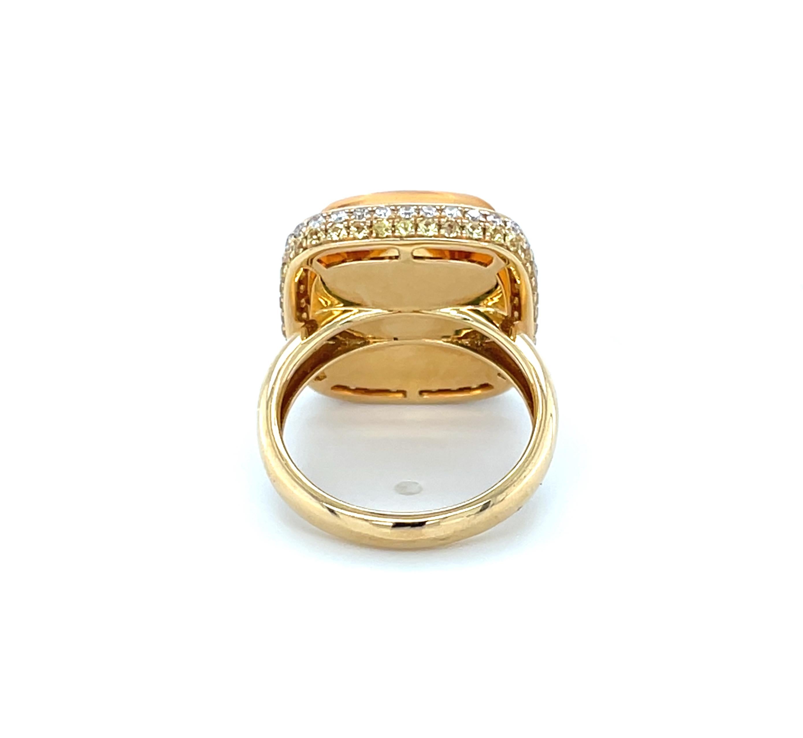 Bague en or jaune 17 carats avec cabochon de citrine, diamant et saphir jaune Pour femmes en vente