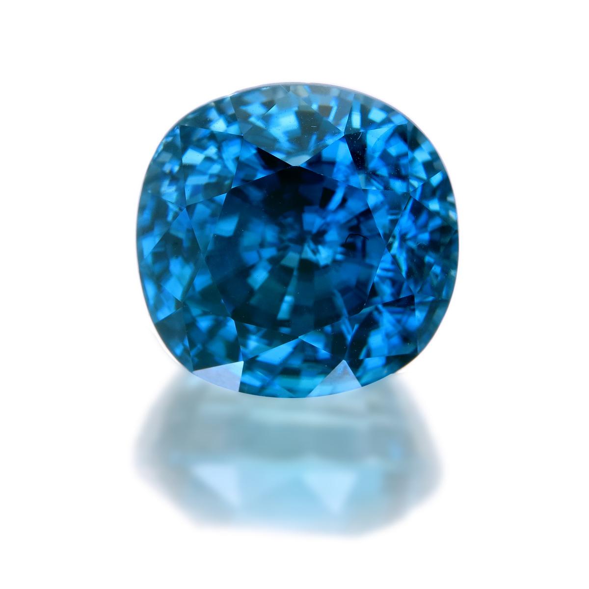 Collectors Item:
17.03 carat Natural Blue Zircon from Ratanakiri, Cambodia.
Blue zircons this high quality we have decided to give the title of 'Azure Blue' due to it being imbued with a tremendous deep blue color but shows full vivid blue