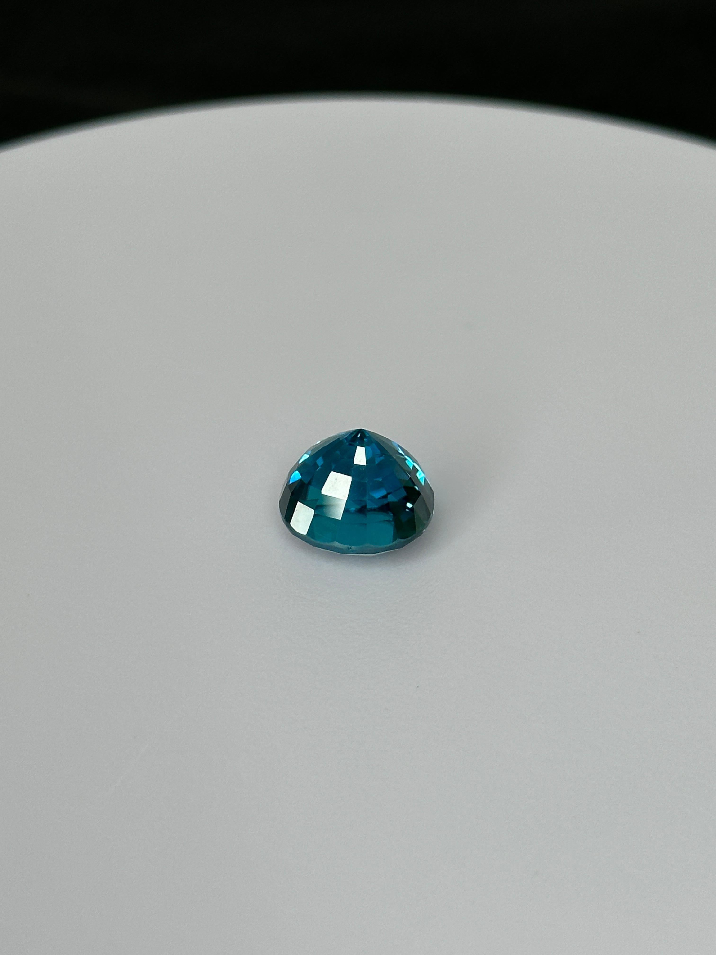 17 Carat Collector's Cambodian Blue Zircon For Sale 1