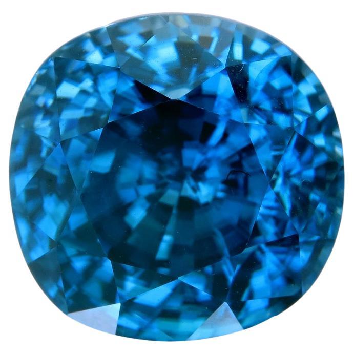 Zircon bleu cambodgien de 17 carats de Collector