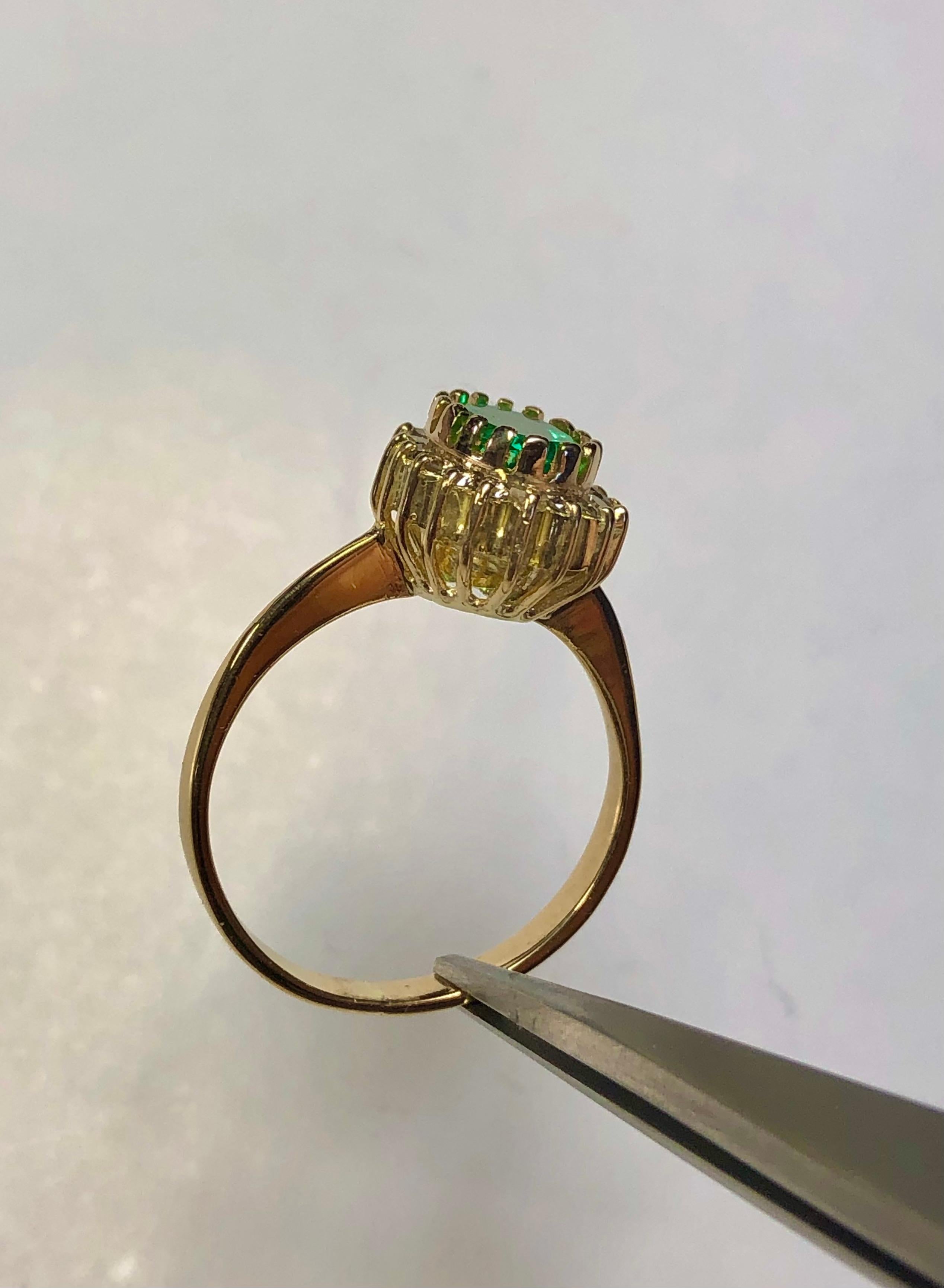 Vintage Colombian Emerald Diamond Engagement Ring 18 Karat For Sale 9
