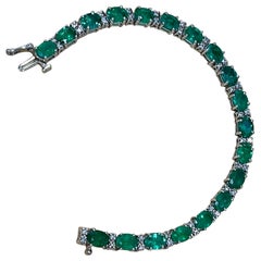 17 Carat Natural Zambian Emerald and Diamond Tennis Bracelet 14 Karat White Gold