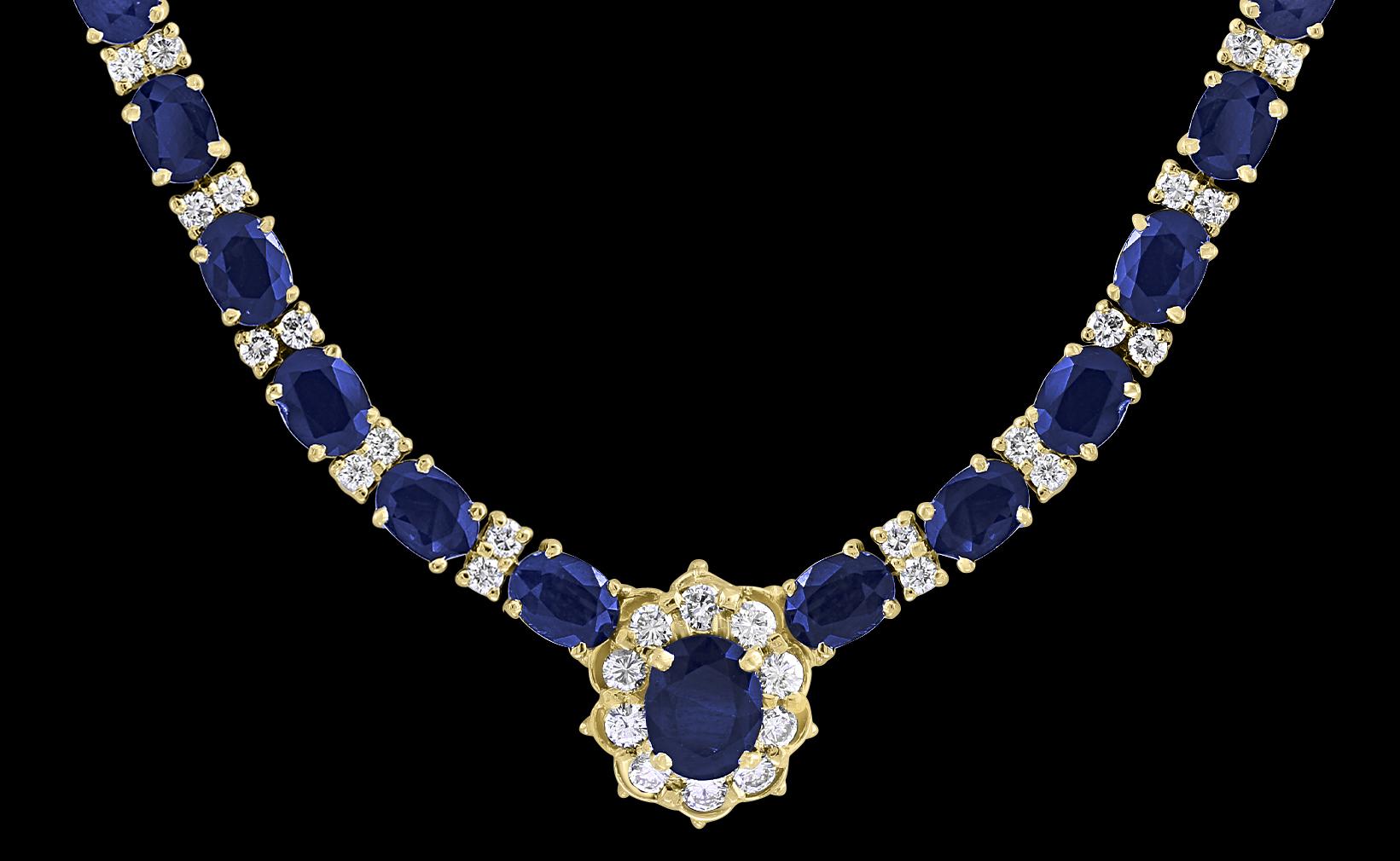 Oval Cut 17 Carat Oval Sapphire and 3.5 Carat Diamonds Necklace 18 Karat Yellow Gold For Sale