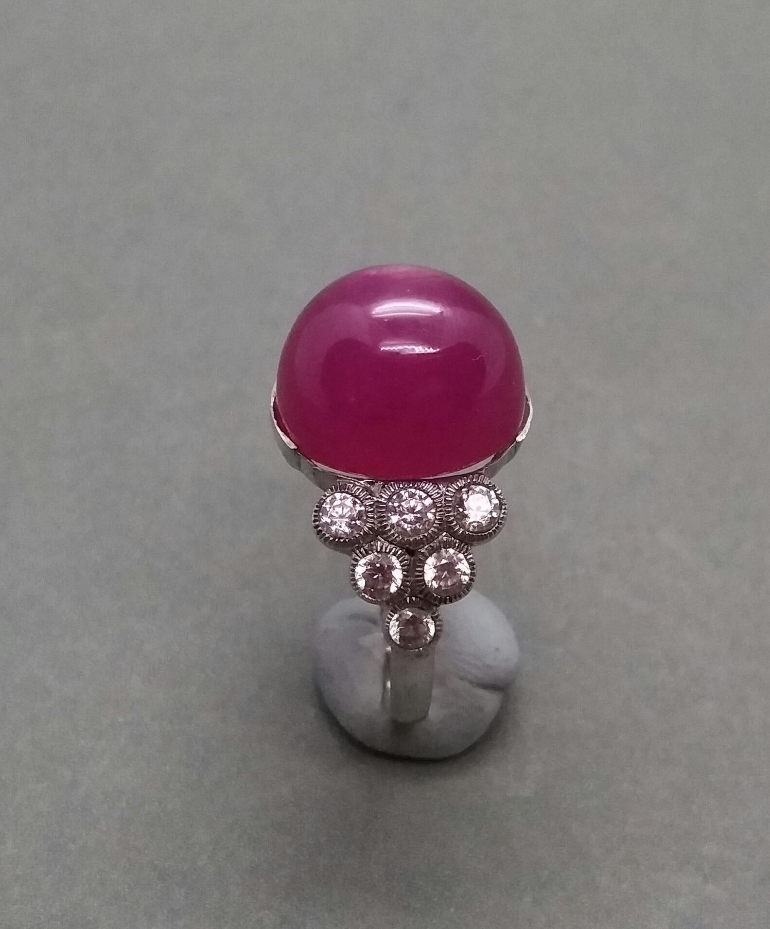 17 Carat Ruby Oval Cabochon 14 Kt Gold 12 Full Cut Round Diamonds Cocktail Ring For Sale 8