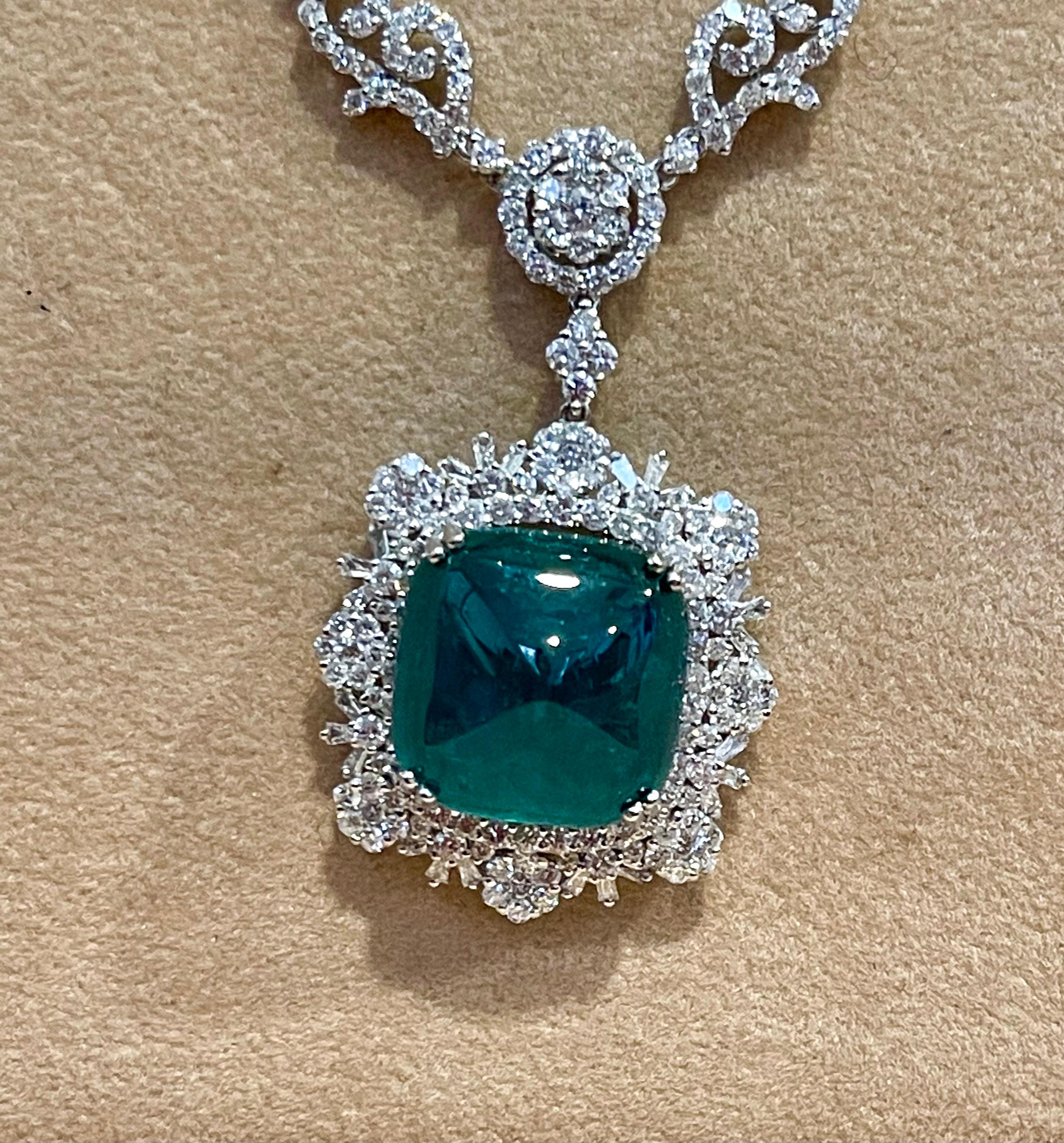 GIA 17 Karat Zuckerhut-Cabochon kolumbianischer Smaragd & 13 Karat Diamant-Halskette 18KWG Damen im Angebot