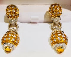 Pendientes Arlequín de Oro Amarillo con Zafiro Amarillo de 17 Quilates y Diamantes