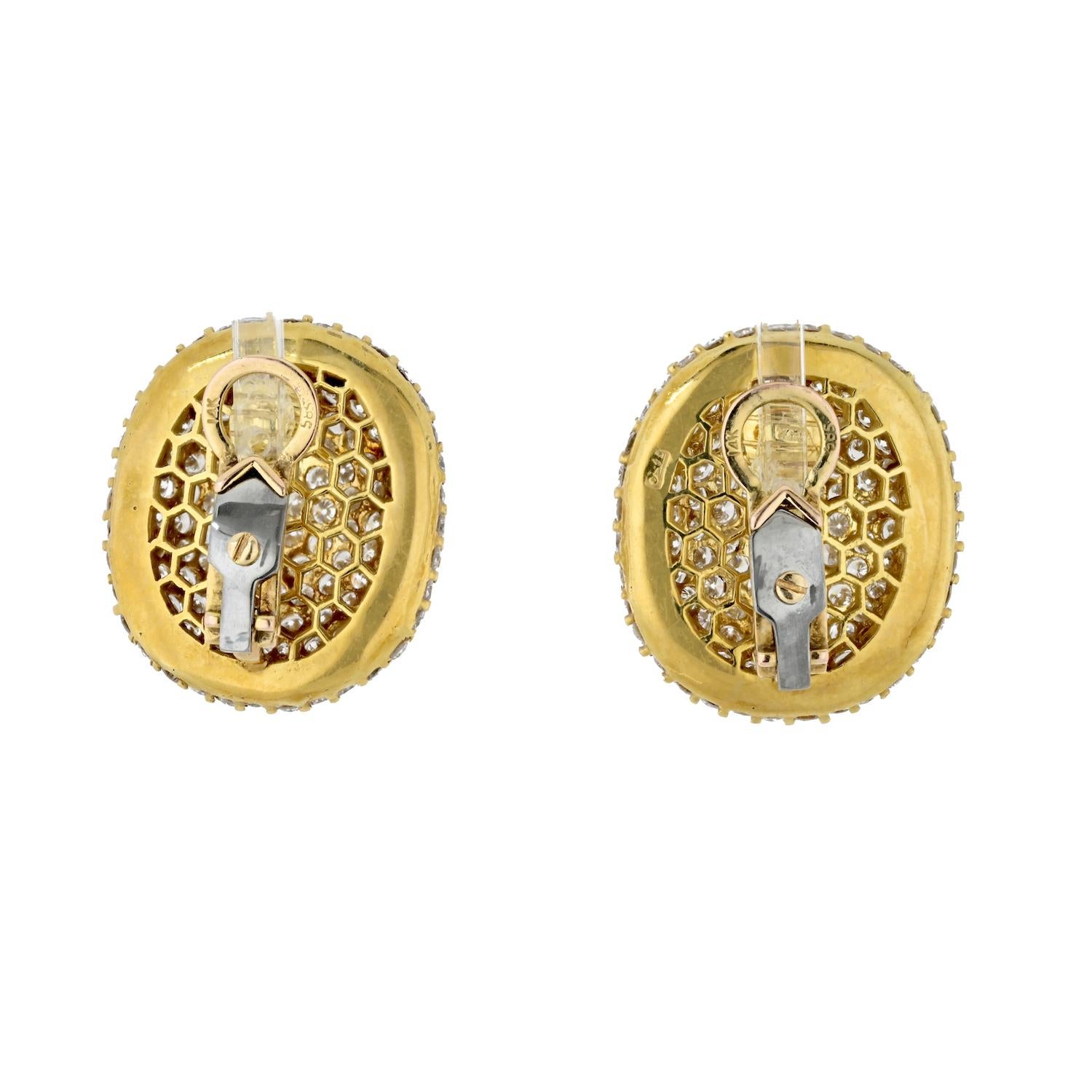 17 Carats 18k Yellow Gold Large Bombe Diamond Cluster Oval Earrings For Sale 2