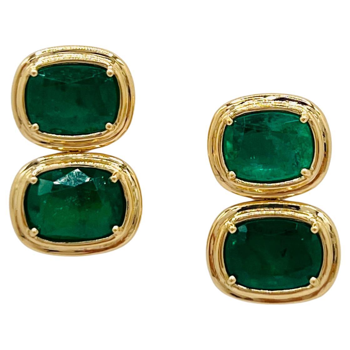 17 Carats of Emerald Cushions In Double Bezel Prong Earrings in 18K Yellow Gold en venta