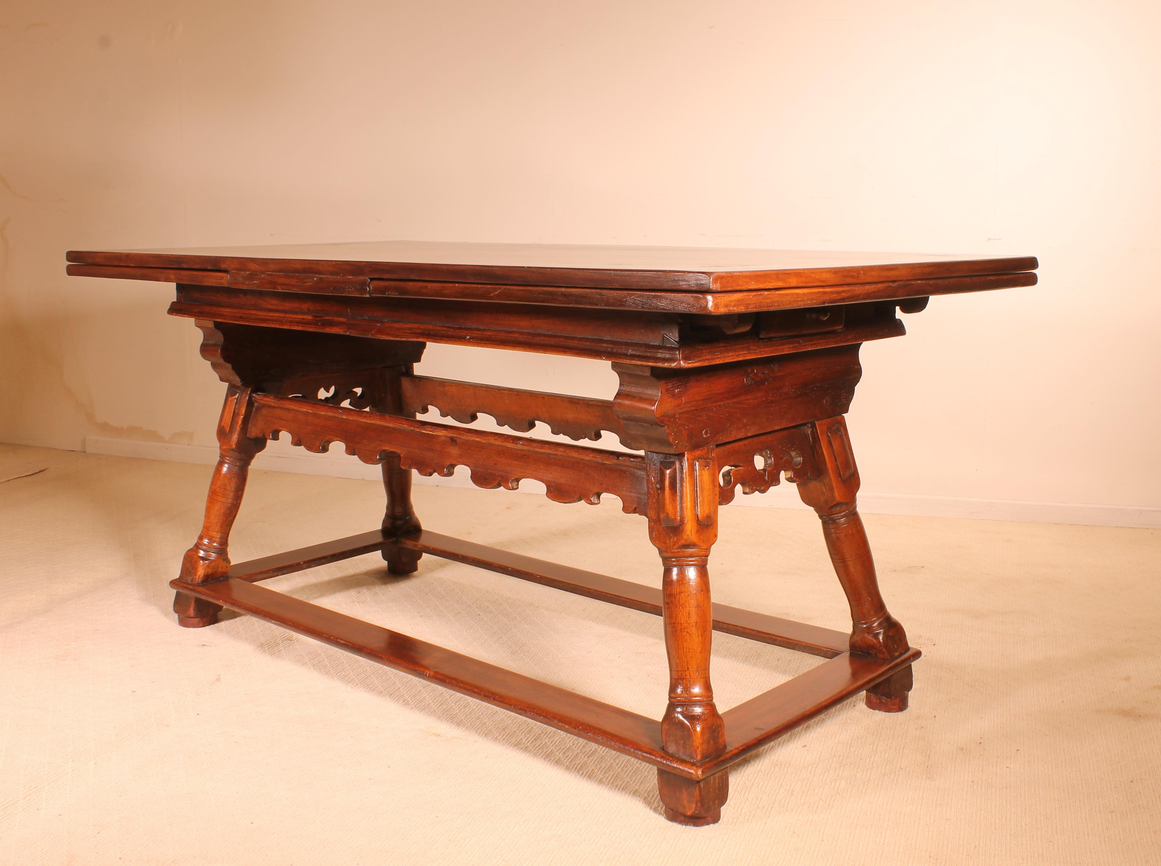 Directoire 17th Century Extension Table from Switzerland For Sale