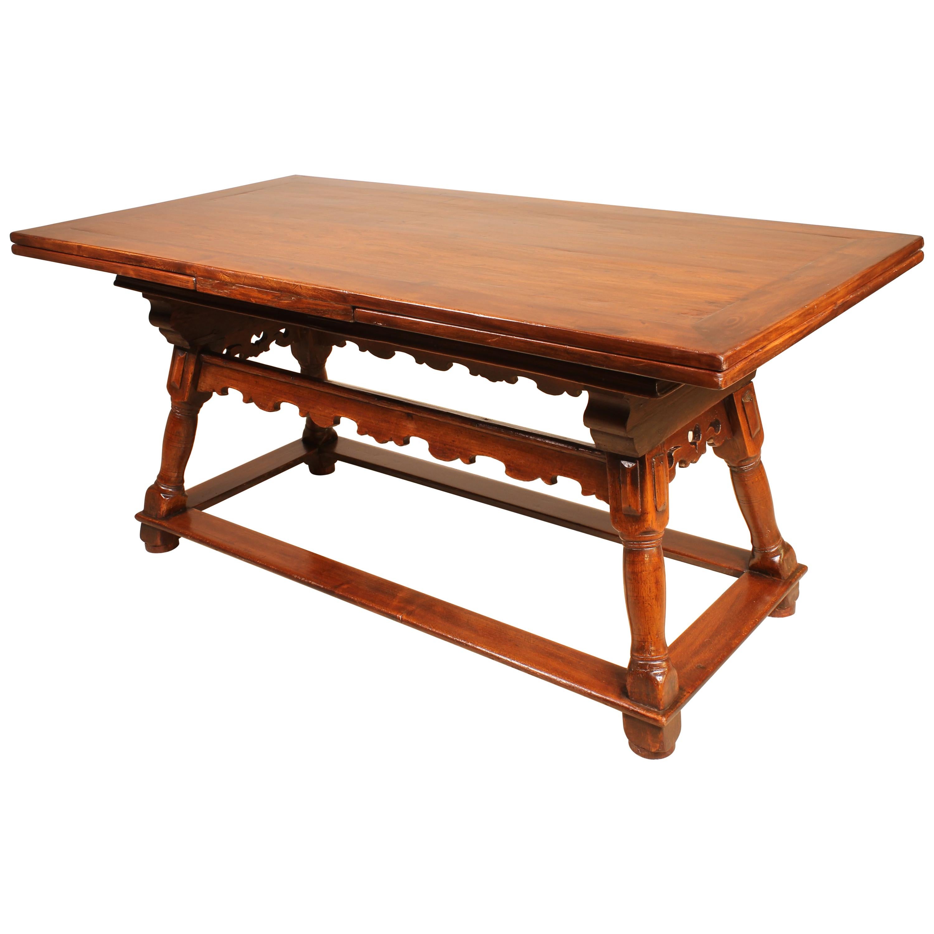 17th Century Extension Table from Switzerland For Sale