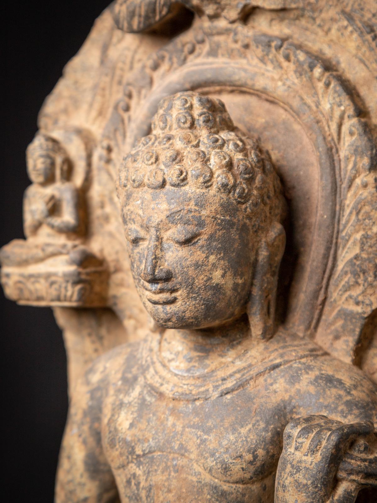 17 Century Pala Revival Style Stone Figure of Buddha Māravijaya in Varada Mudra In Good Condition For Sale In DEVENTER, NL