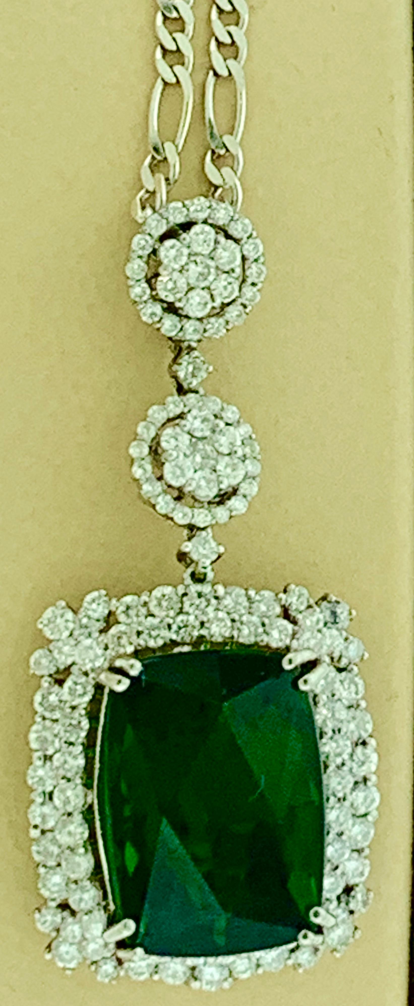 17 Carat Green Tourmaline and 4 Carat Diamond Pendant / Necklace 14 Karat Gold In Excellent Condition For Sale In New York, NY