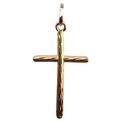 Pendentif croix texturée en or jaune 17 carats #24064