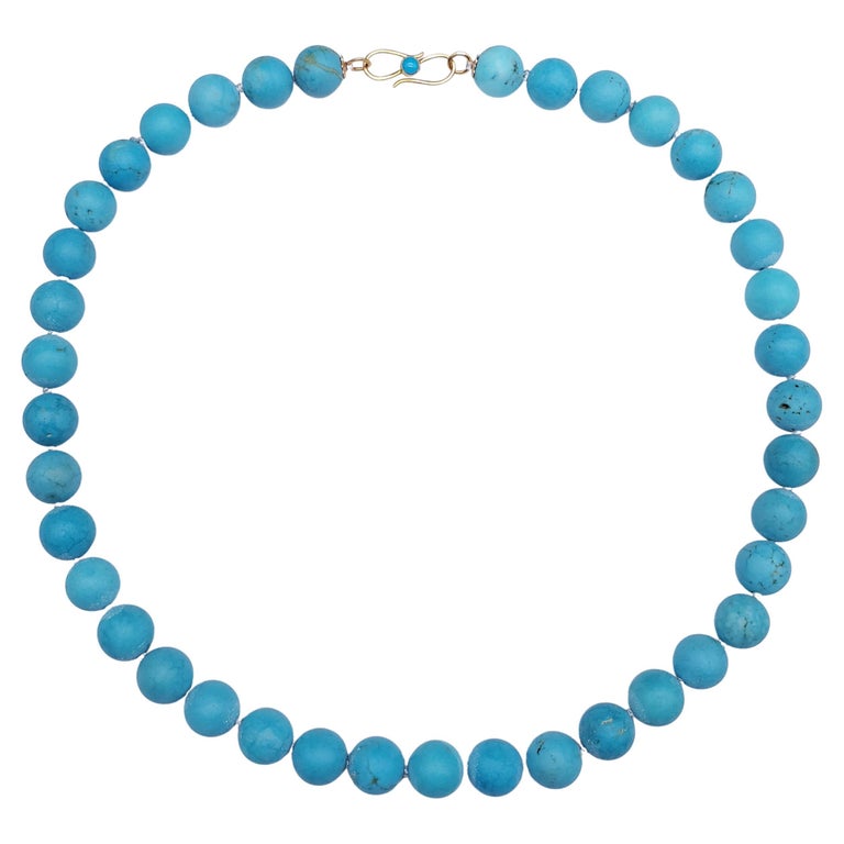 17" Sleeping Beauty Turquoise Bead Necklace, 18 Karat Yellow Gold For Sale  at 1stDibs
