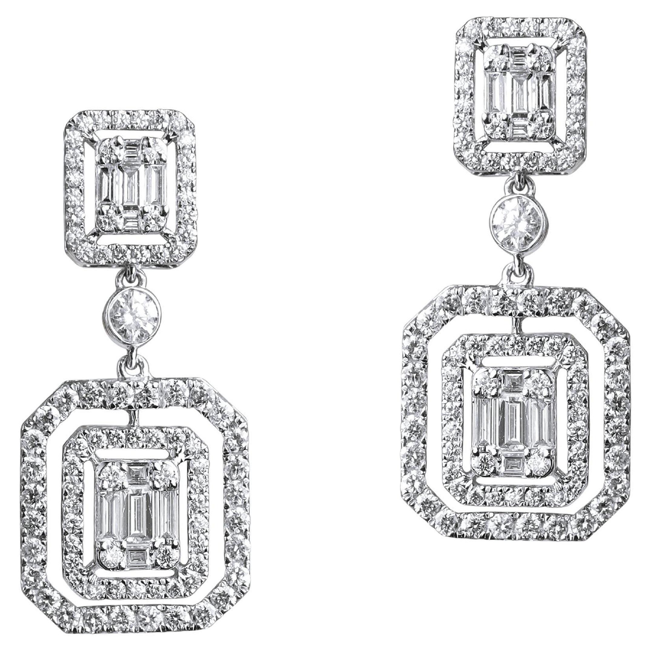 Boucles d'oreilles Art déco en diamants taille baguette 1,7 carat avec sertissage à l'illusion, G VS en vente 3