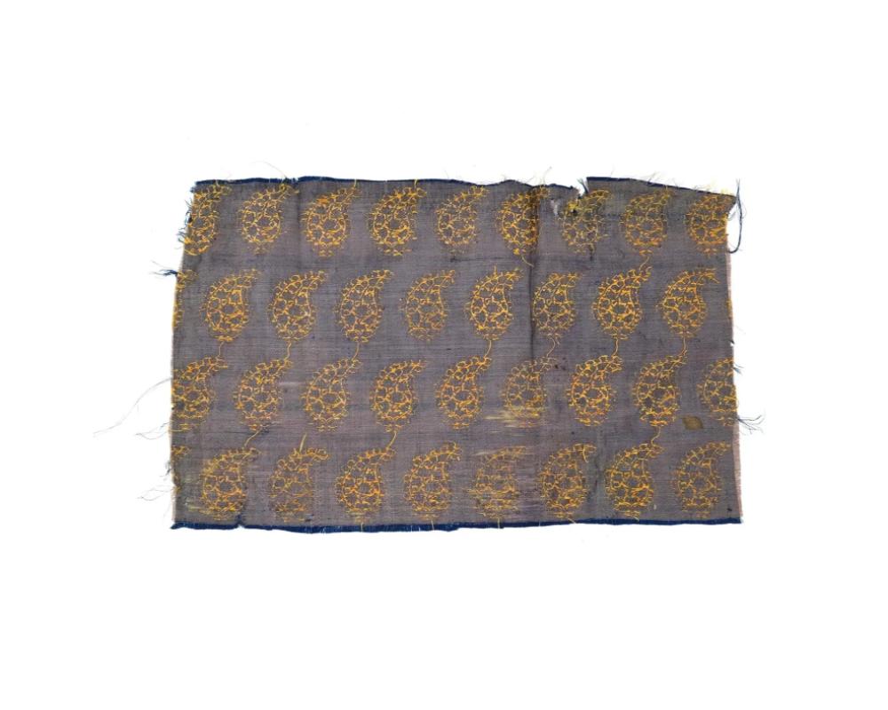 Fragmento de textil persa safávida antiguo de los siglos XVII a XVIII Desconocido en venta