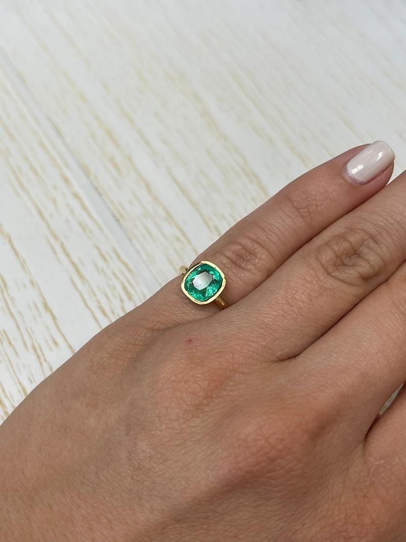 1,70 Carati 8x7 Verde Vivace Smeraldo Colombiano Taglio Cuscino Gemma Originale Maggio in vendita 2