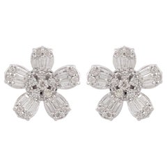 Clous d'oreilles fleurs en or blanc massif 10 carats avec diamants baguettes de 1,70 carat