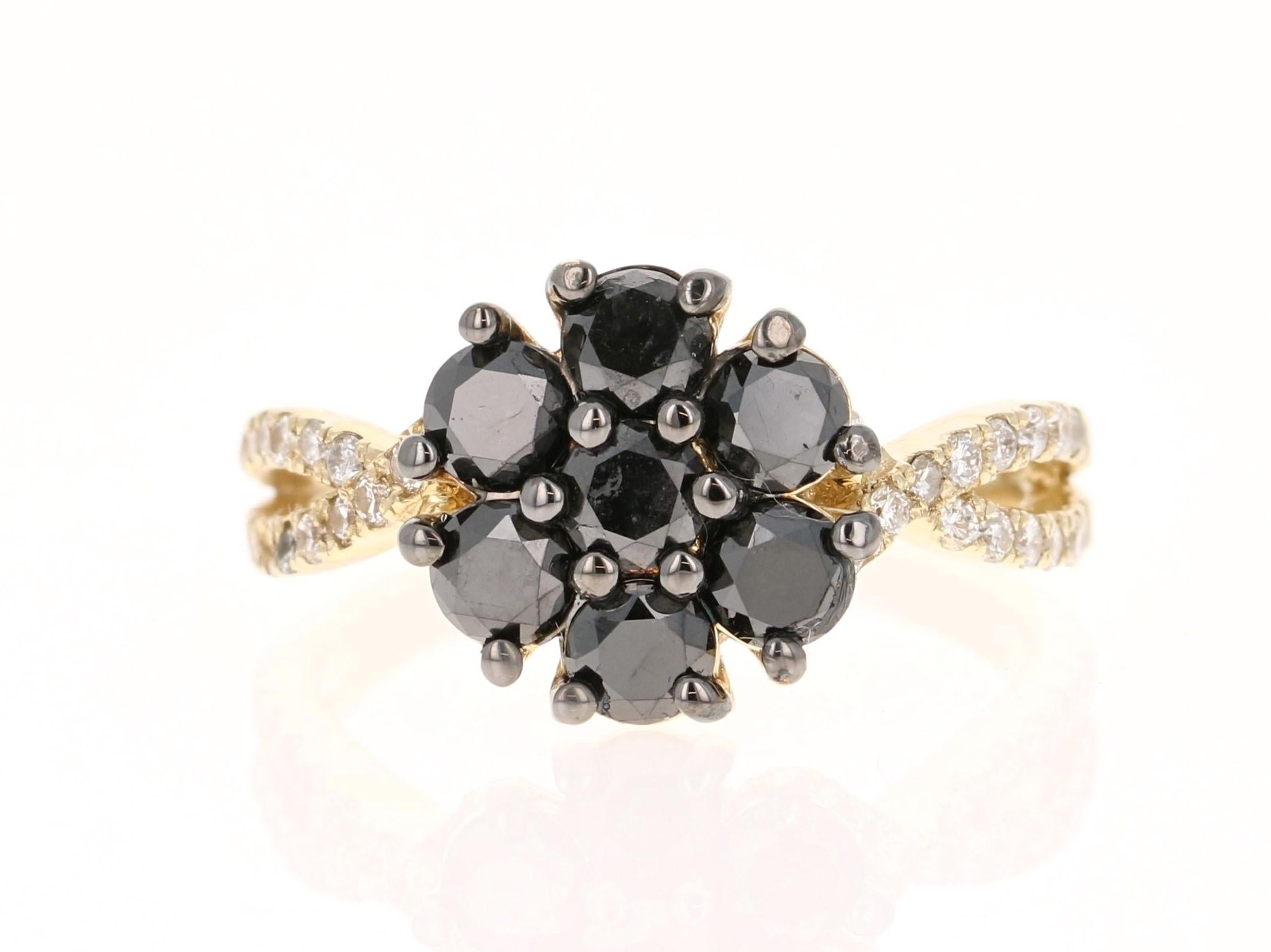 Taille ronde Bague de fiançailles en or jaune avec diamant noir de 1,70 carat en vente