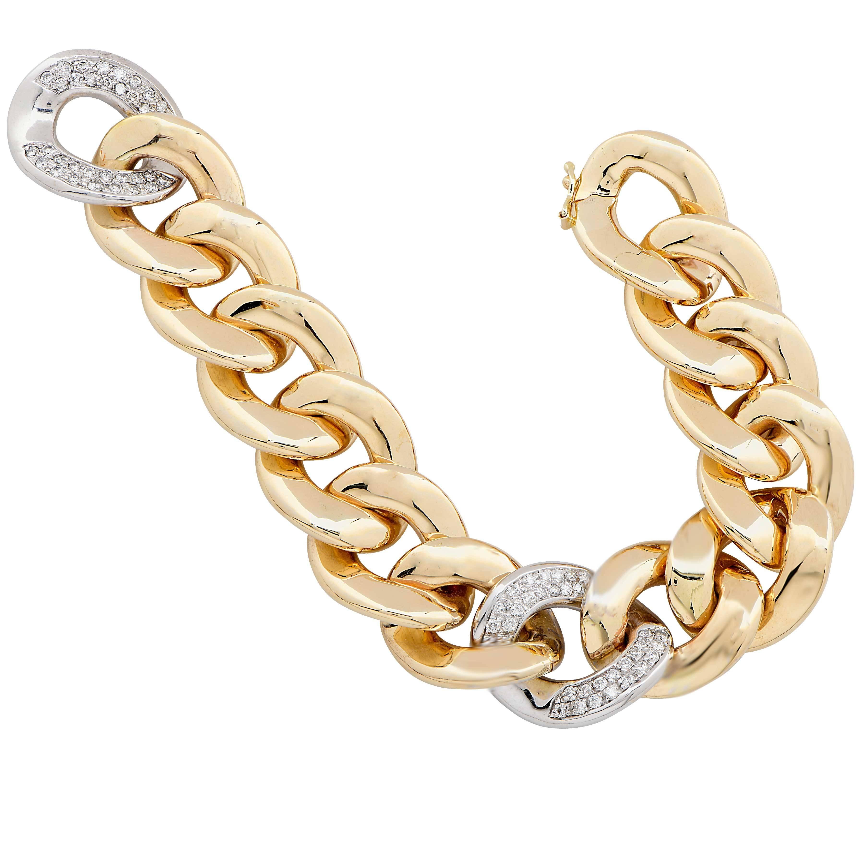 Yellow Gold Link Bracelet features 64 round brilliant cut diamonds with an estimated total weight of 1.70 carats.
Bracelet Length: 7.5 Inches
Metal Type: 14 Karat Yellow Gold
Metal Weight: 63.93 Grams