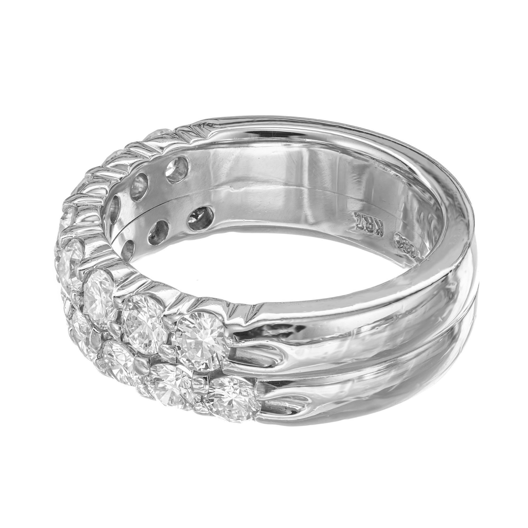 1,70 Karat Diamant zweireihiger Platin-Ehering im Zustand „Hervorragend“ im Angebot in Stamford, CT