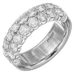 Anello nuziale in platino a due file di diamanti da 1,70 carati