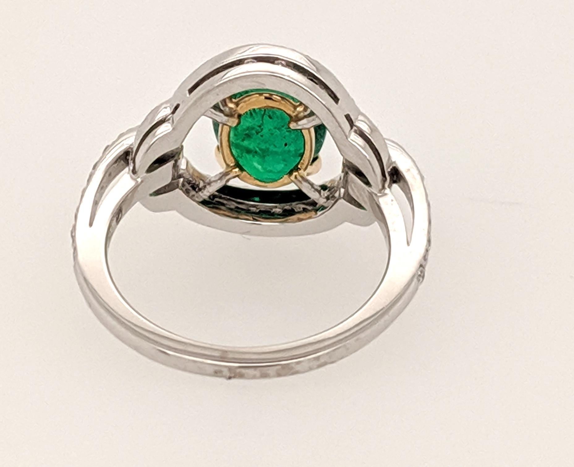 1.70 Carat Emerald and Diamond Cocktail Ring In New Condition For Sale In Greenville, DE