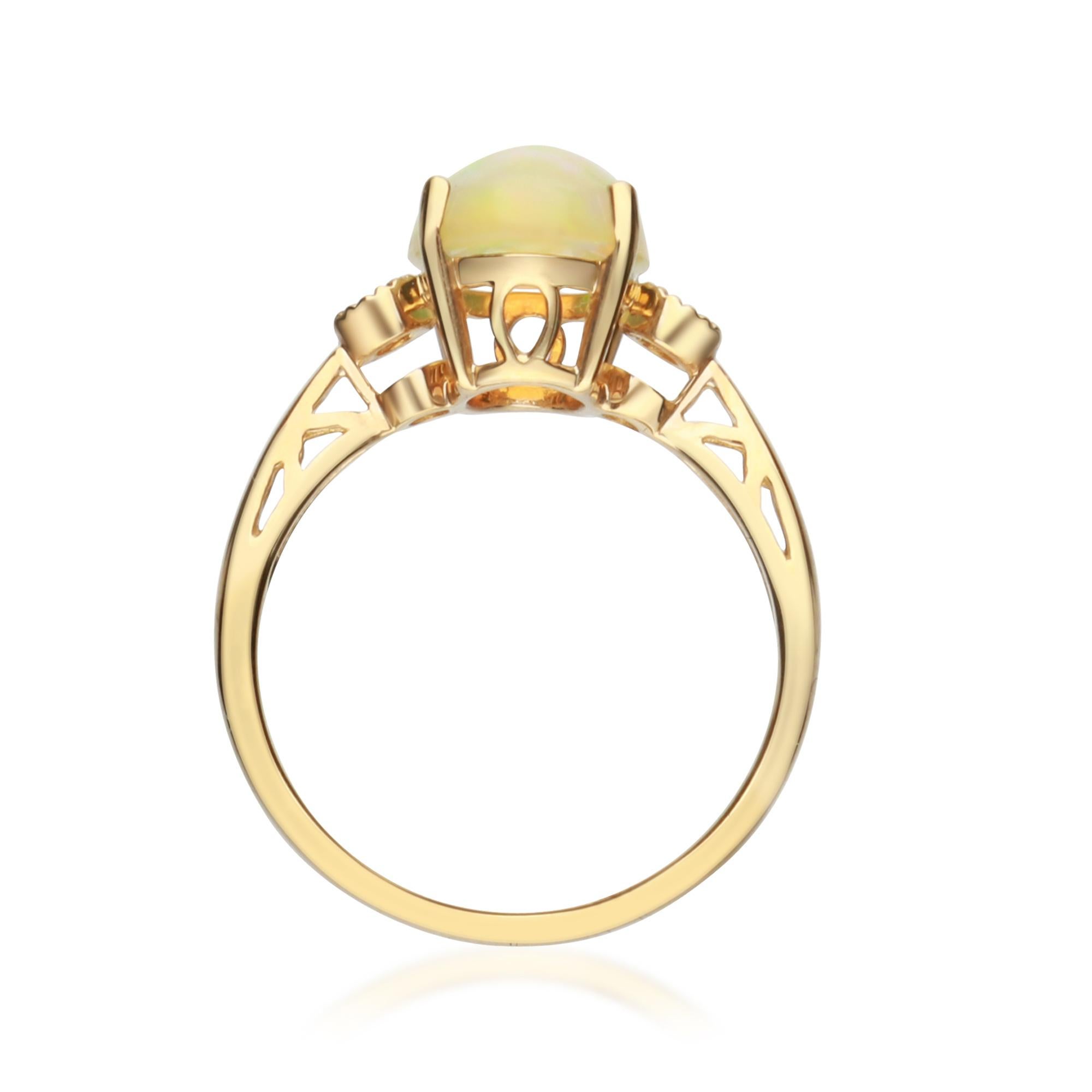 1,70 Karat äthiopischer Opal Oval Cab Diamant Akzente 10K Gelbgold Ring (Ovalschliff) im Angebot
