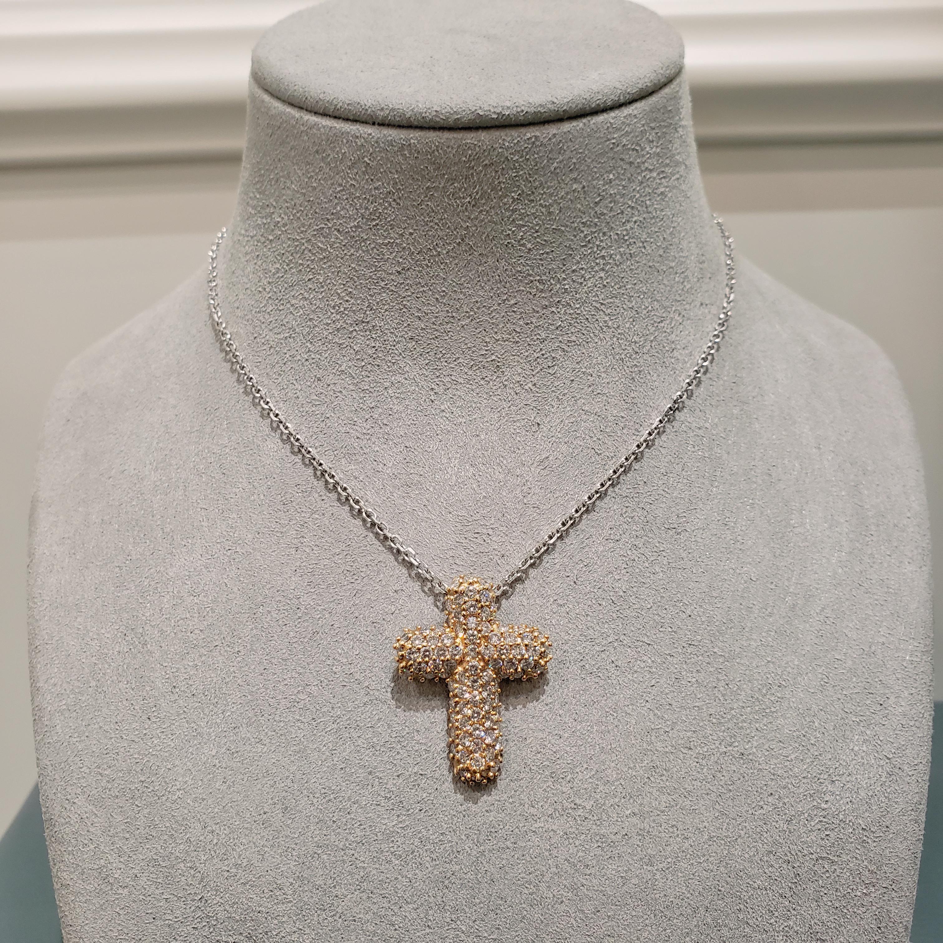 Round Cut Roman Malakov 1.70 Carats Total Brilliant Round Diamond Cross Pendant Necklace For Sale
