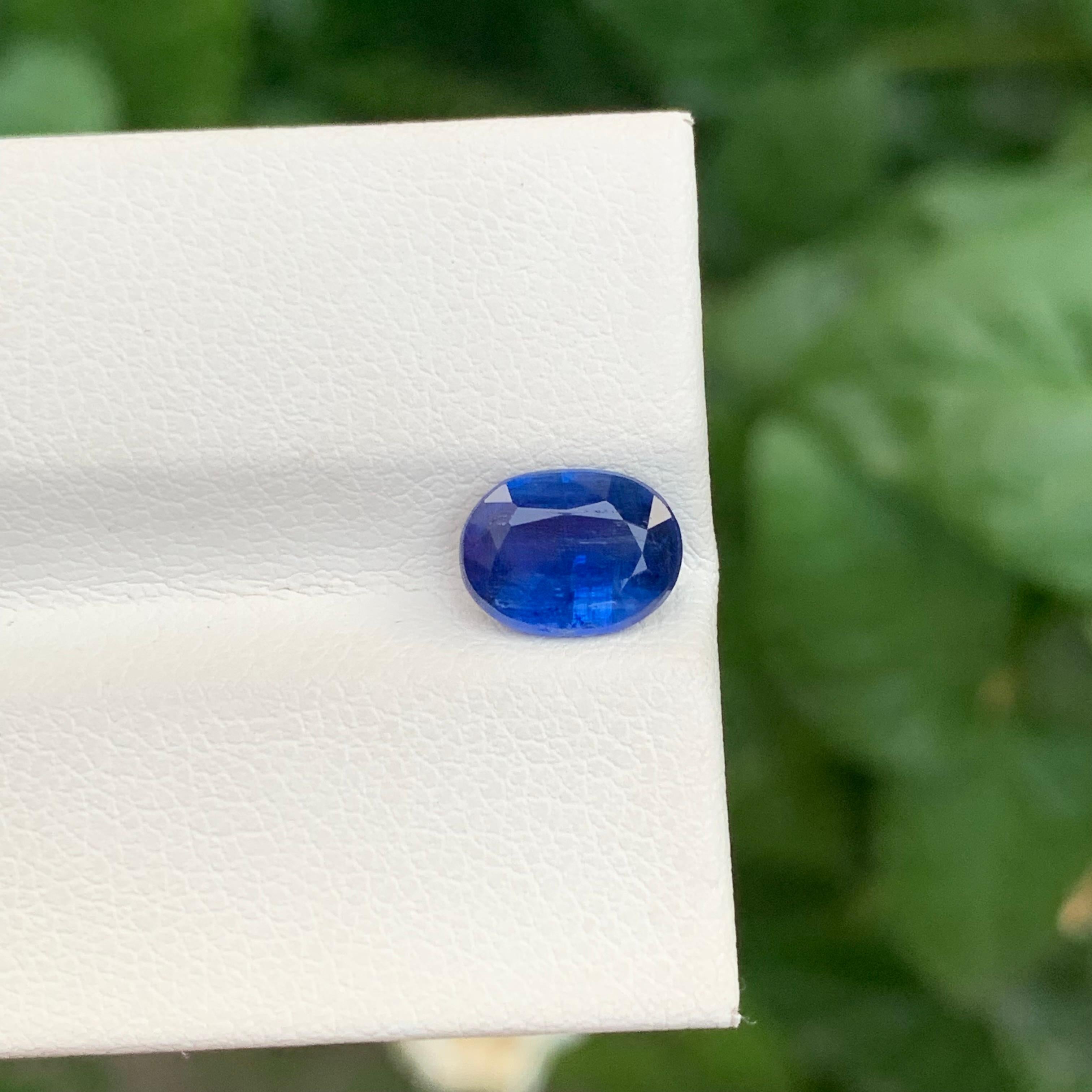 1.70 Carat Natural Faceted Kyanite Oval Shape Gemstone For Sale 1