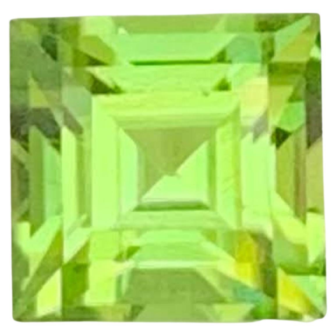 1,70 carati di peridoto verde mela sciolto naturale taglio baguette Gemma pakistana in vendita