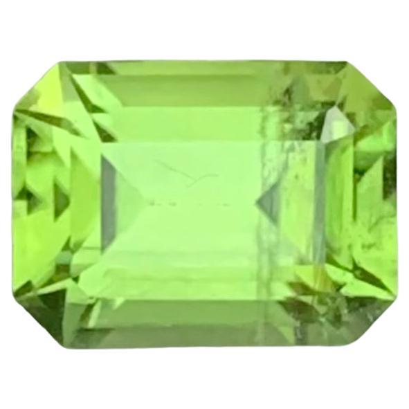 1,70 quilates de piedra natural suelta de peridoto verde manzana en forma de esmeralda