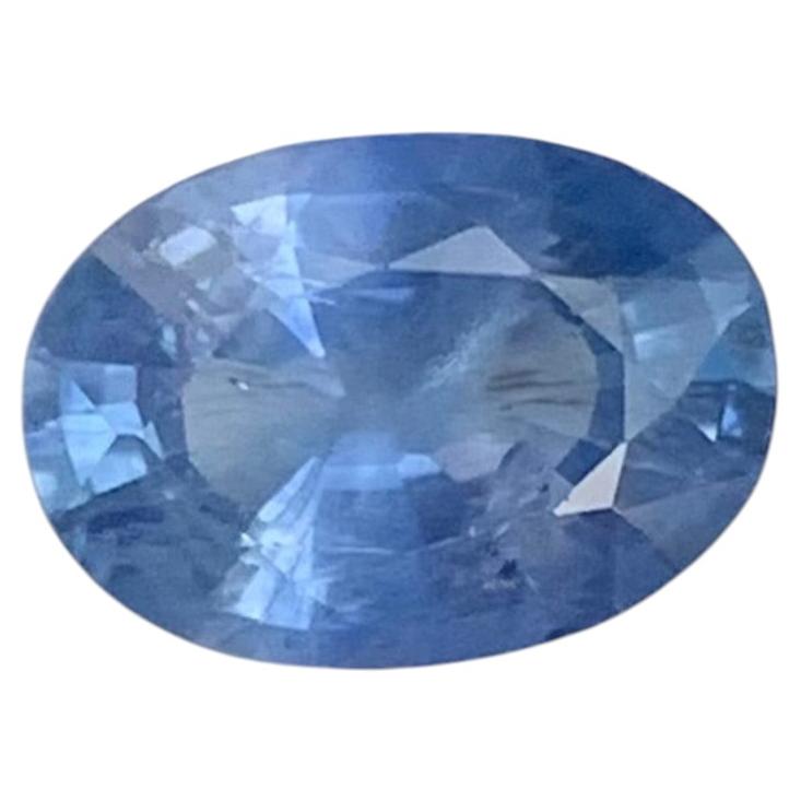 1.70 quilates de zafiro azul natural suelto con forma ovalada