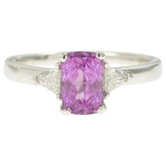 1.70 Carat Non Heated Pink Sapphire Troidia Diamonds 18 Karat Gold Ring