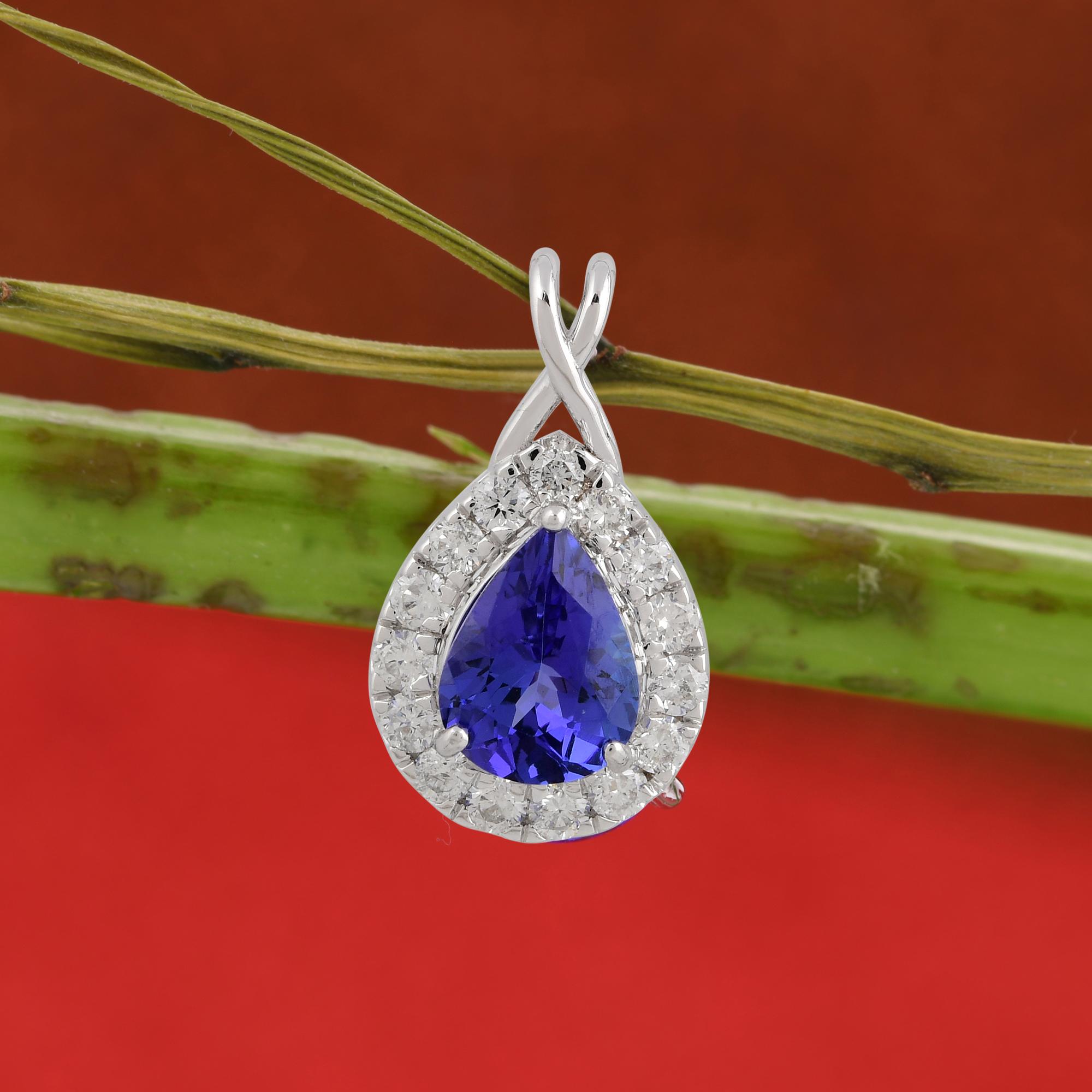 Moderno Charm di tanzanite a pera da 1,70 carati Ciondolo con pavé di diamanti da 0,53 carati Oro bianco 18 carati in vendita