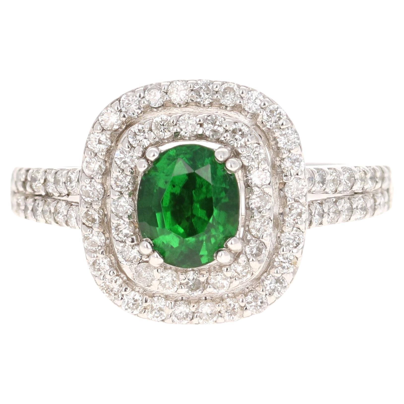 Bague de fiançailles en or blanc 14 carats avec halo de diamants et tsavorite de 1,70 carat