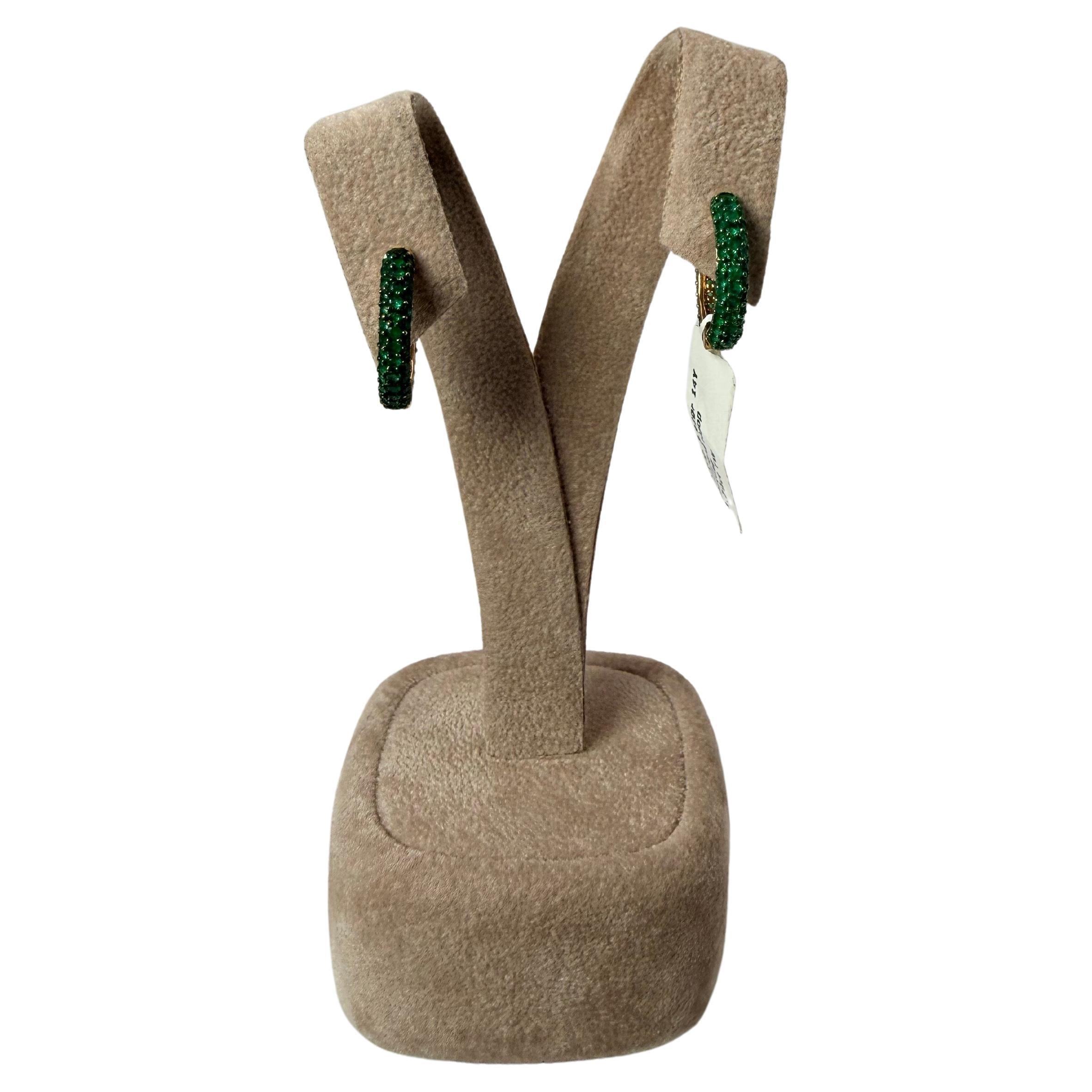 1,70 Karat Smaragd Reifchen 14KT Gold im Angebot