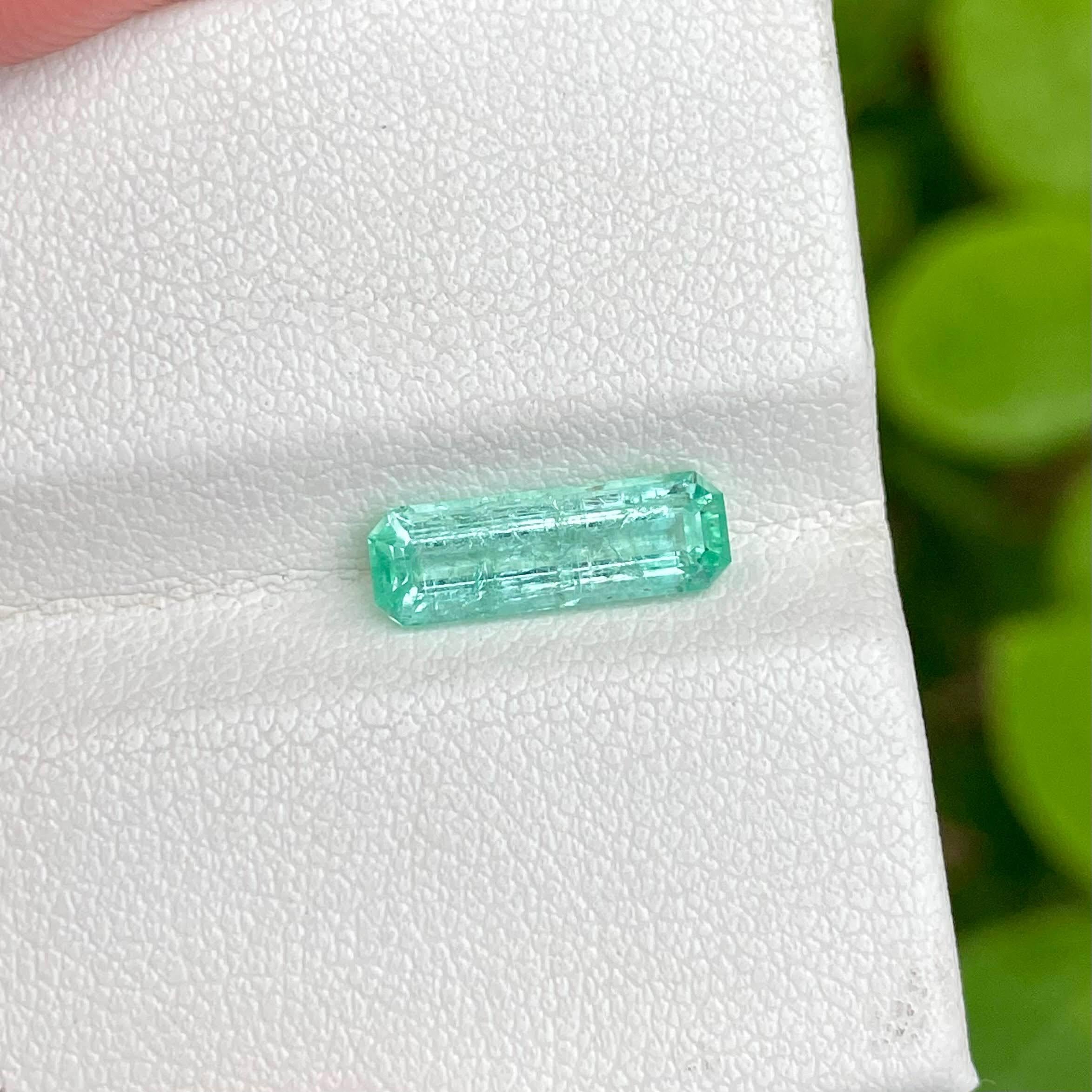 Weight 1.70 carats 
Dimensions 12.8x4.22x3.70 mm
Treatment none 
Origin Afghanistan 
Clarity included 
Shape octagon 
Cut emerald 



This stunning 1.70 carat emerald stone, meticulously cut into a classic emerald shape, emanates a rich and vibrant