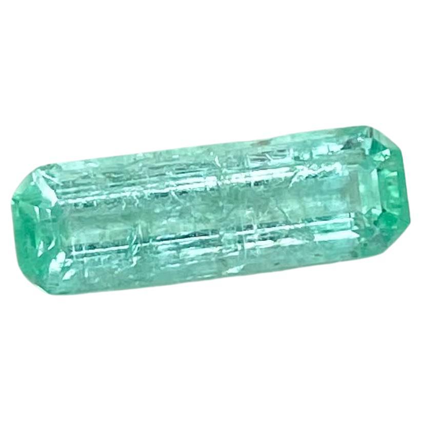 1.70 Carats Emerald Stone Emerald Cut Natural Gemstone From Afghanistan For Sale
