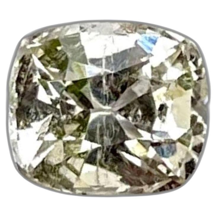 Pierre précieuse pakistanaise naturelle taille coussin en or clair 1,70 carat