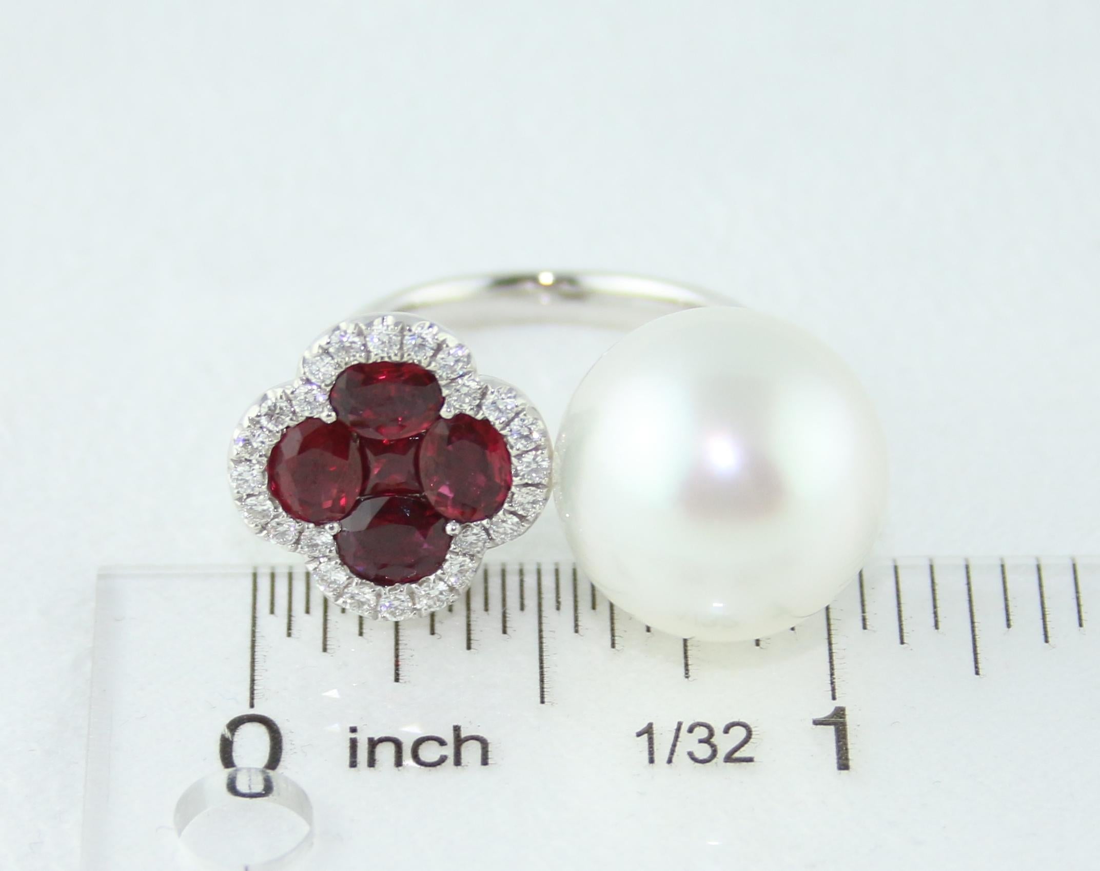 1.70 Carat Ruby and South Sea Pearl Between The Finger Diamond Gold Ring For Sale 1