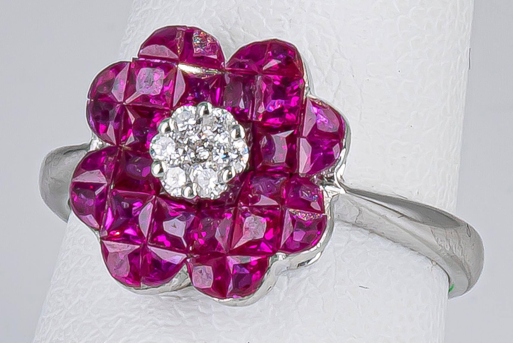 Round Cut 1.70 Carat Ruby Ring with Diamonds 18 Karat Gold