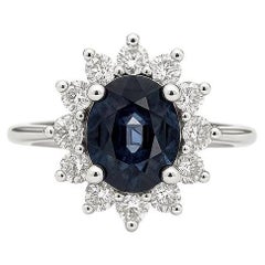 Anello in oro bianco con zaffiro naturale e diamante da 1,70 carati dello Sri Lanka