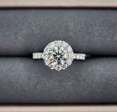 Bague halo en diamant de 1,70 ct