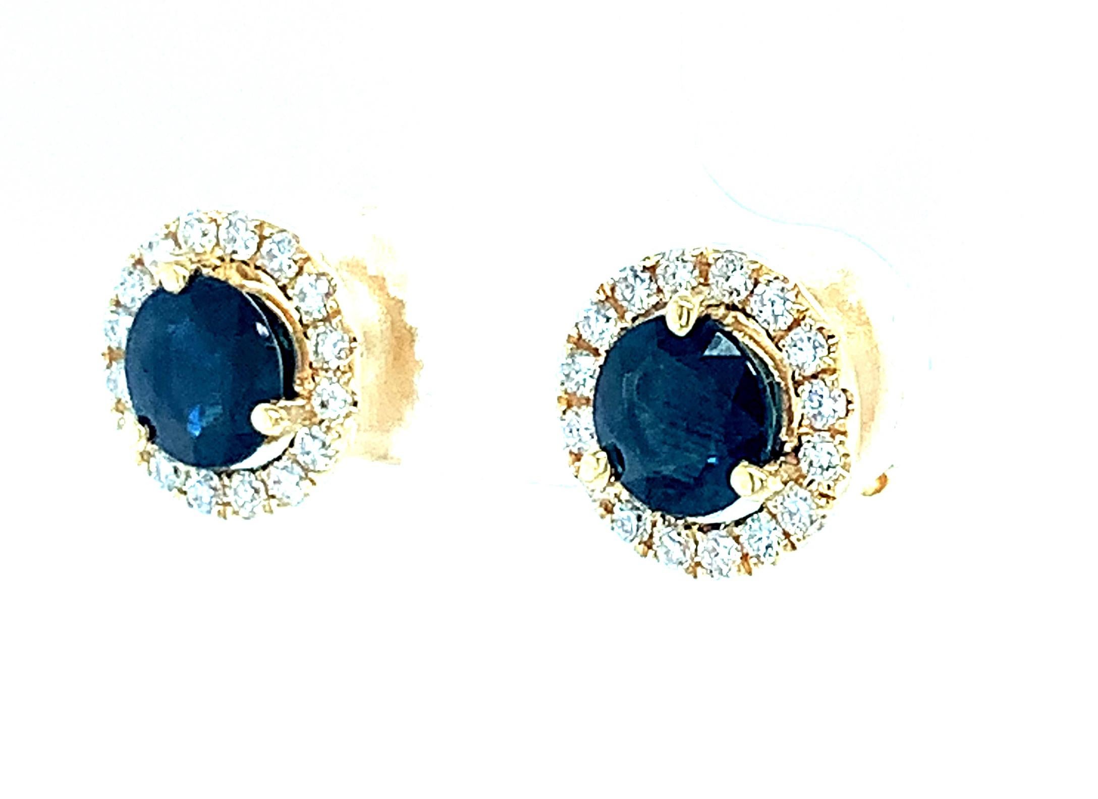 Round Cut  Blue Sapphire and Diamond Halo Round Stud Earrings in 18K Yellow Gold For Sale