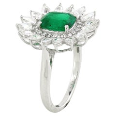 Anello con smeraldo da 1,70 carati e diamanti da 0,96 carati