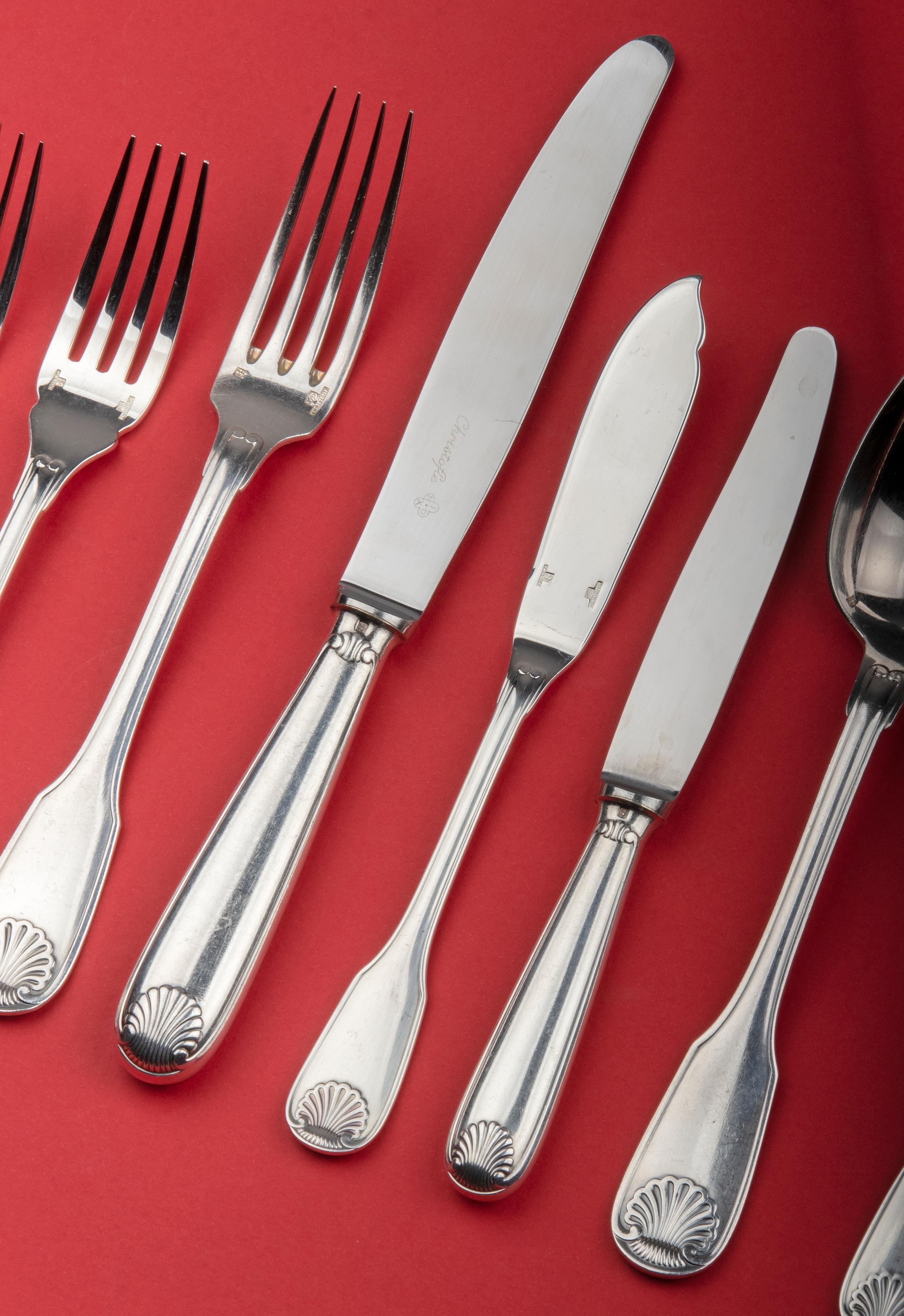 Hand-Crafted 170-Piece Canteen with Silver-Plated Flatware by Christofle, Vendome Coquille